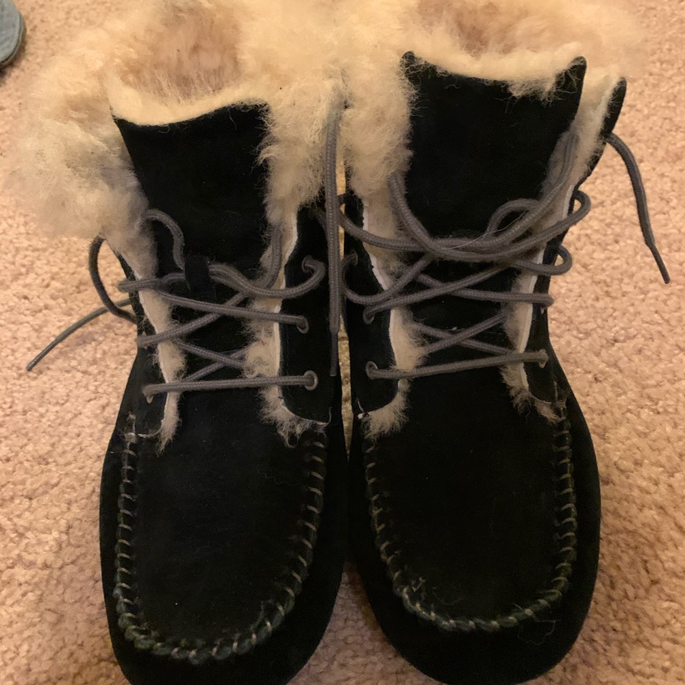 Ugg Chickaree Moccasins